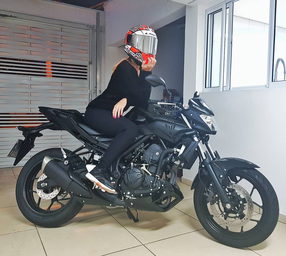Yamaha girl on RidinGirlsBlog