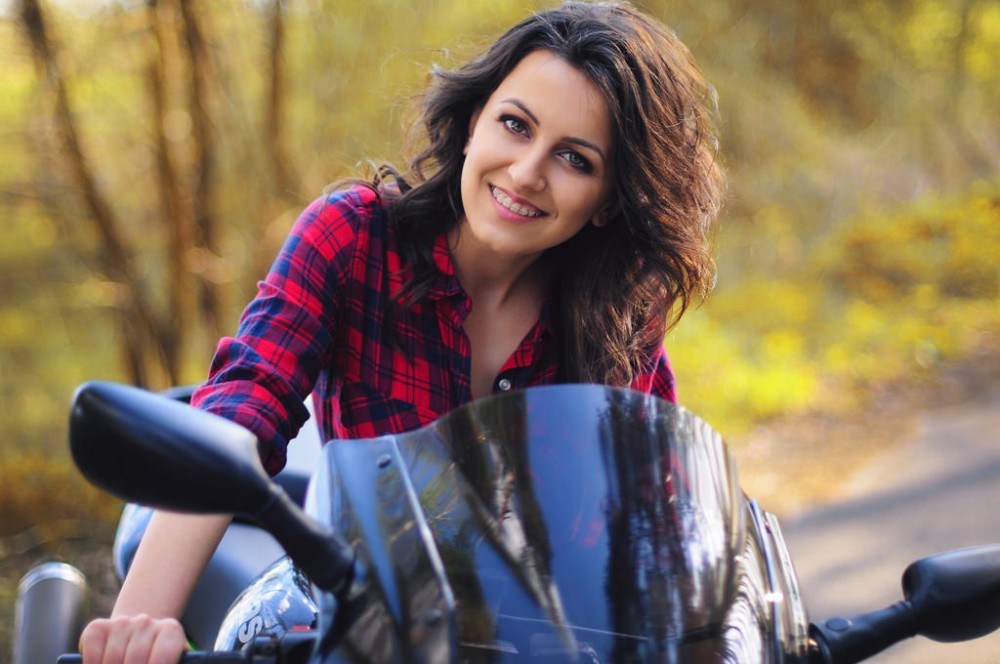 Kawasaki Ninja ZX6R on RidinGirlsBlog