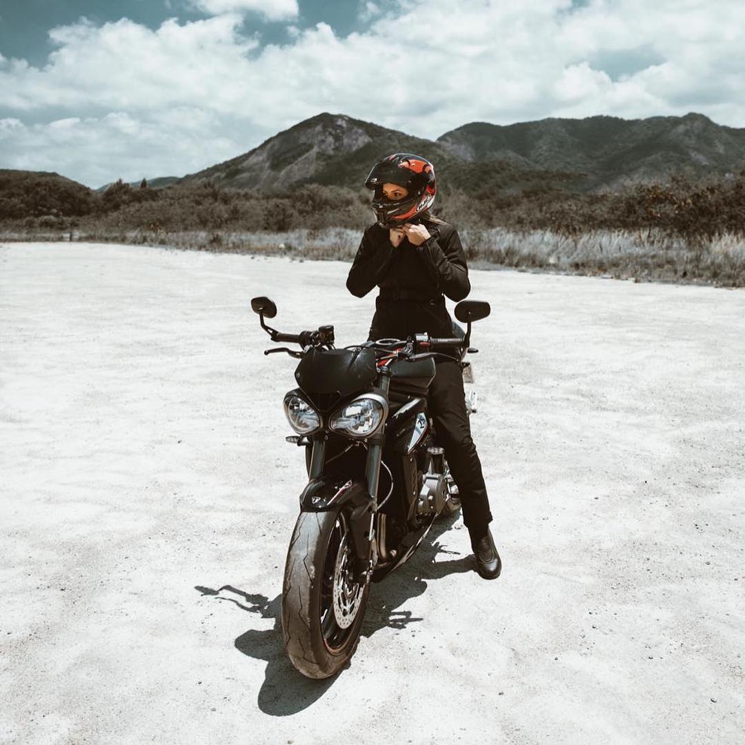 Triumph Street Triple RS on Ridin'GirlsBlog