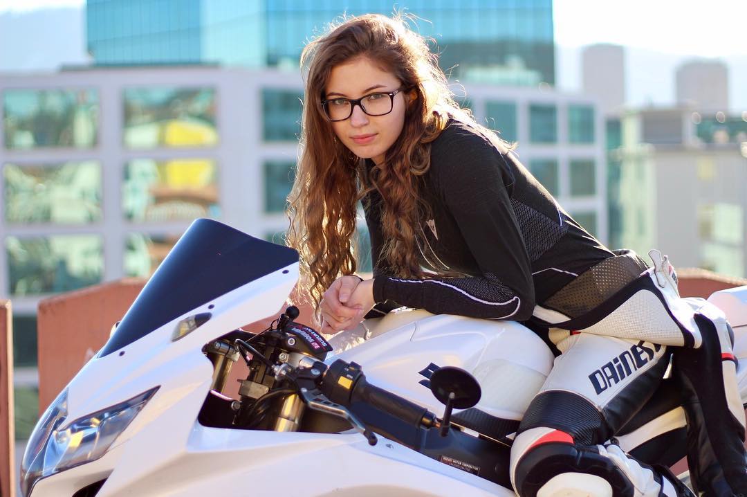 Suzuki GSX-R600 on RidinGirlsBlog